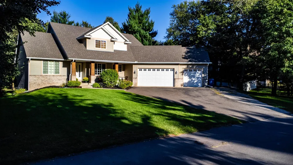 21073 Lander Street NW Elk River, MN 55330