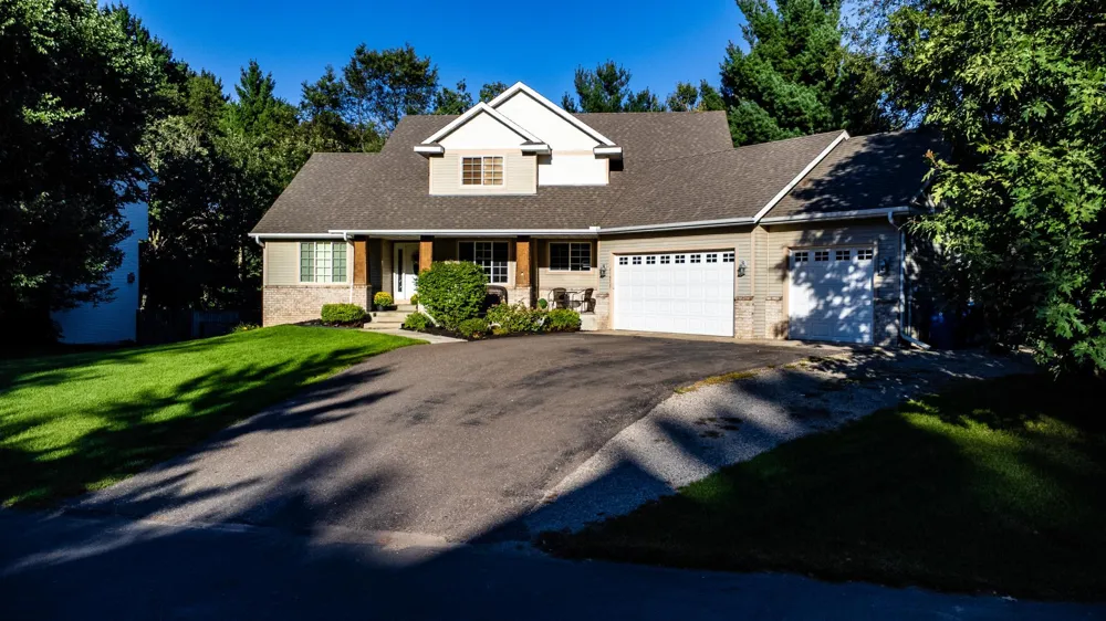 21073 Lander Street NW Elk River, MN 55330