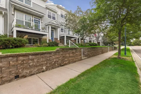 1662 Village Trail E #3