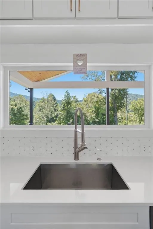 1673 Rackley Road Ellijay, GA 30536