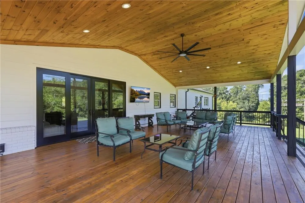 1673 Rackley Road Ellijay, GA 30536
