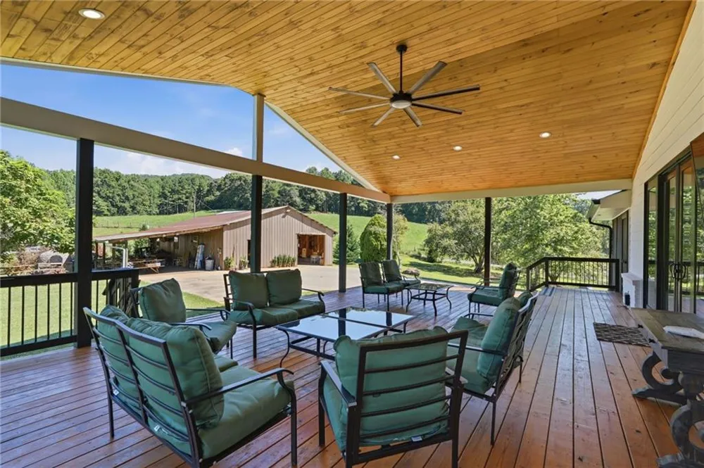 1673 Rackley Road Ellijay, GA 30536