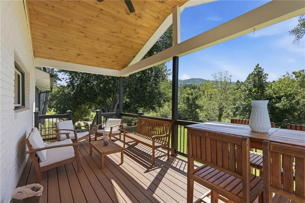 1673 Rackley Road Ellijay, GA 30536