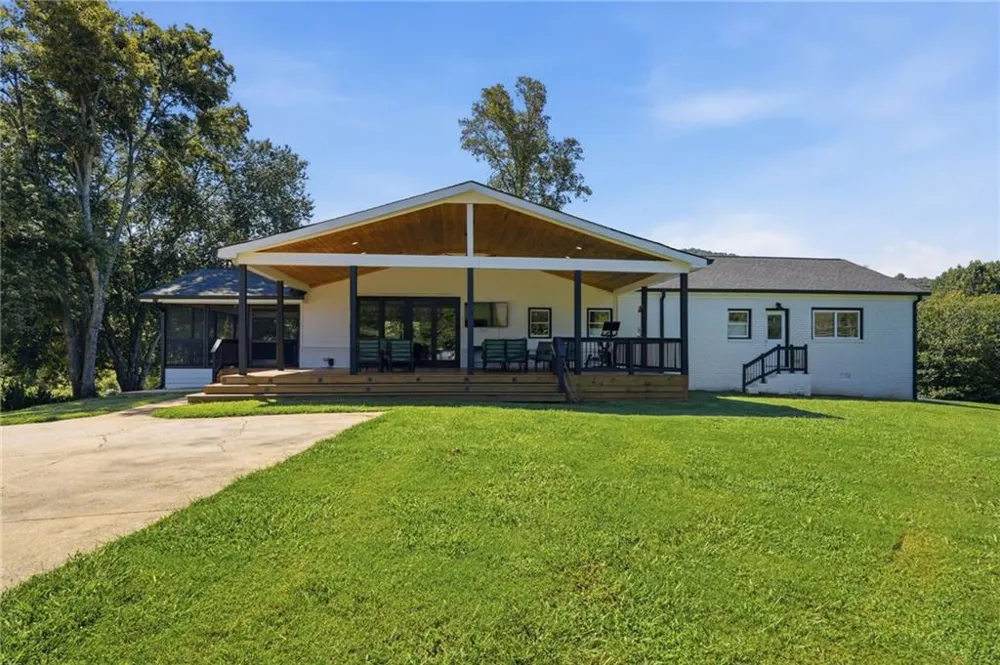 1673 Rackley Road Ellijay, GA 30536