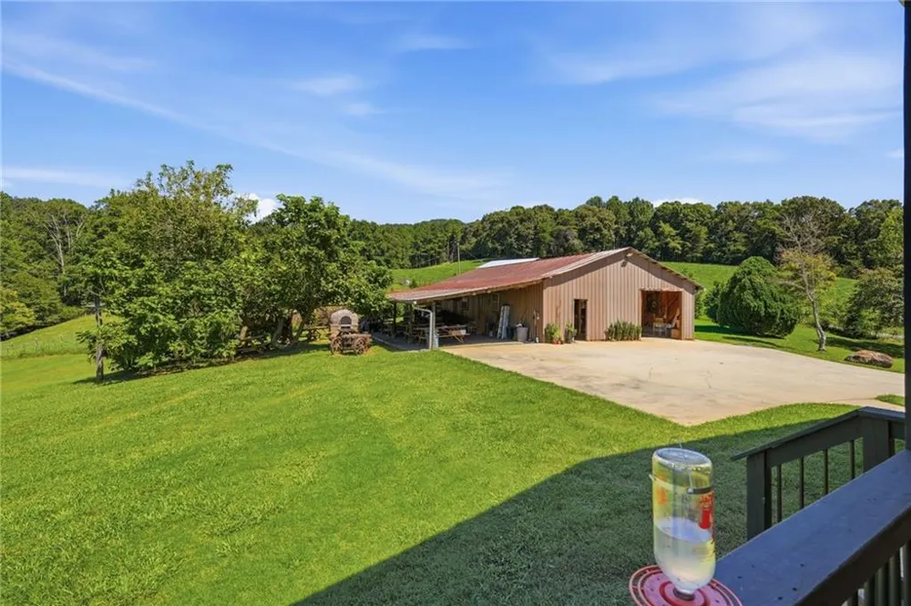 1673 Rackley Road Ellijay, GA 30536