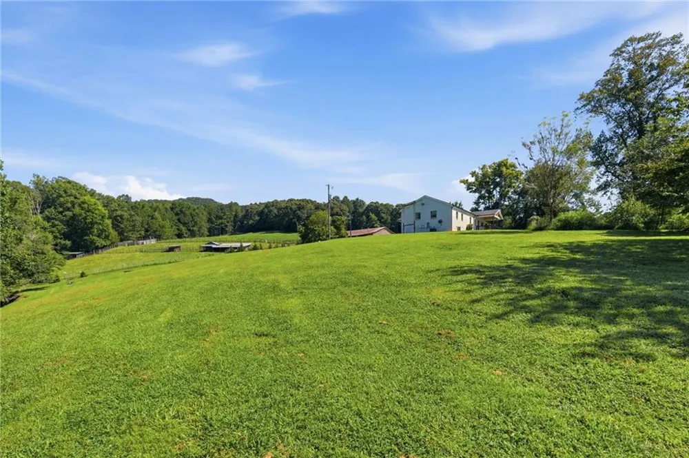 1673 Rackley Road Ellijay, GA 30536