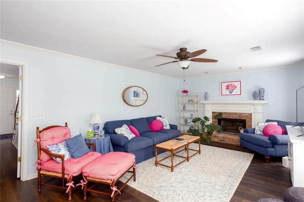 6011 Fairlong Court NW Acworth, GA 30101