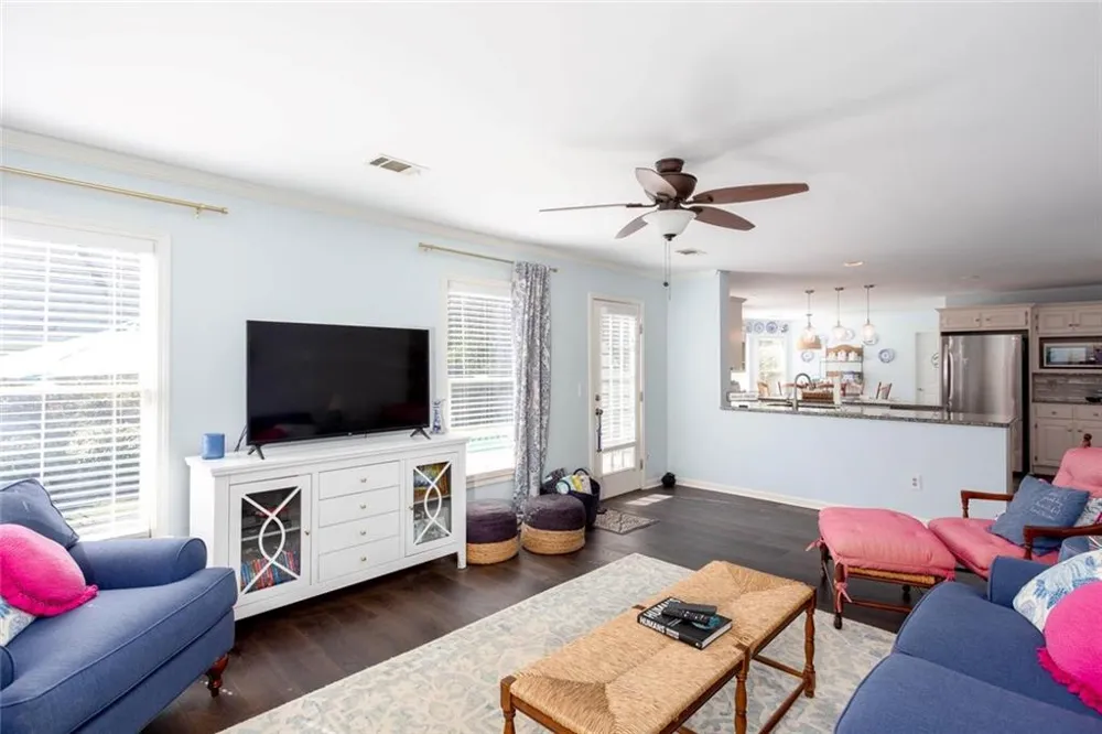 6011 Fairlong Court NW Acworth, GA 30101