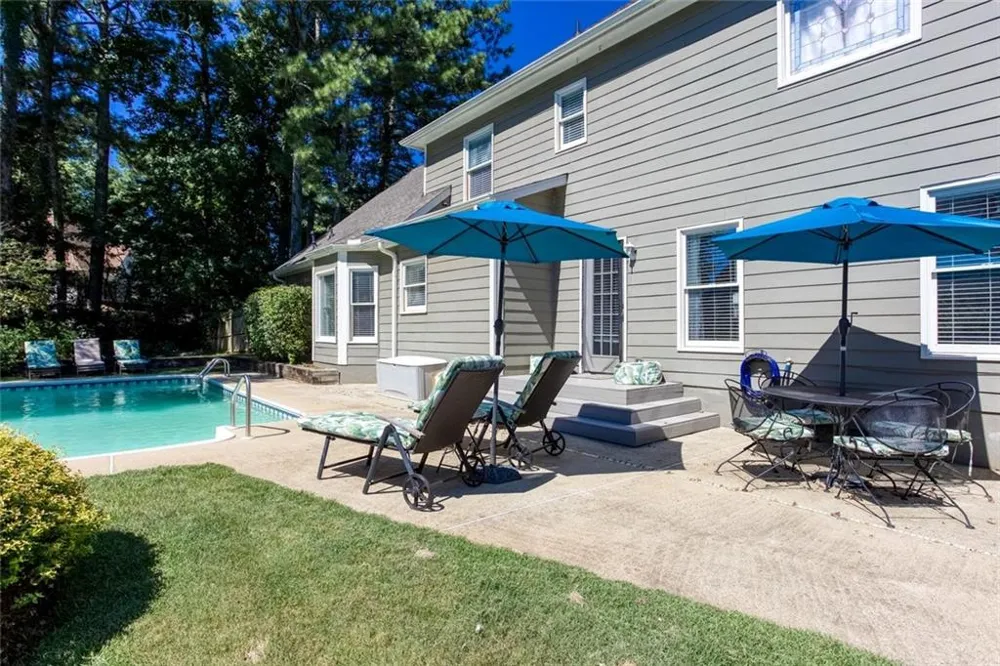 6011 Fairlong Court NW Acworth, GA 30101
