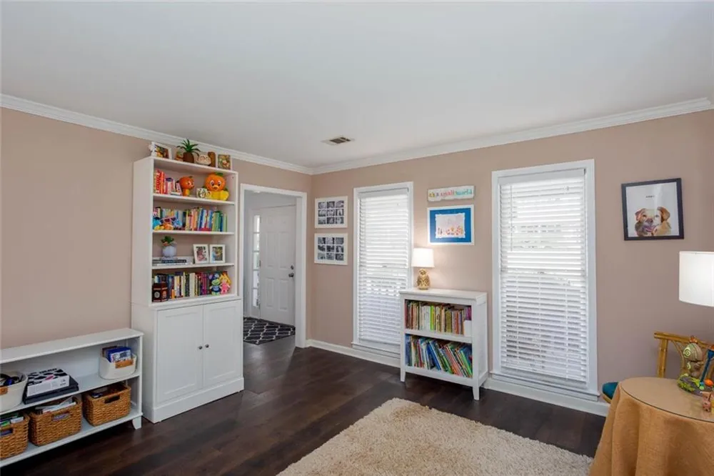 6011 Fairlong Court NW Acworth, GA 30101