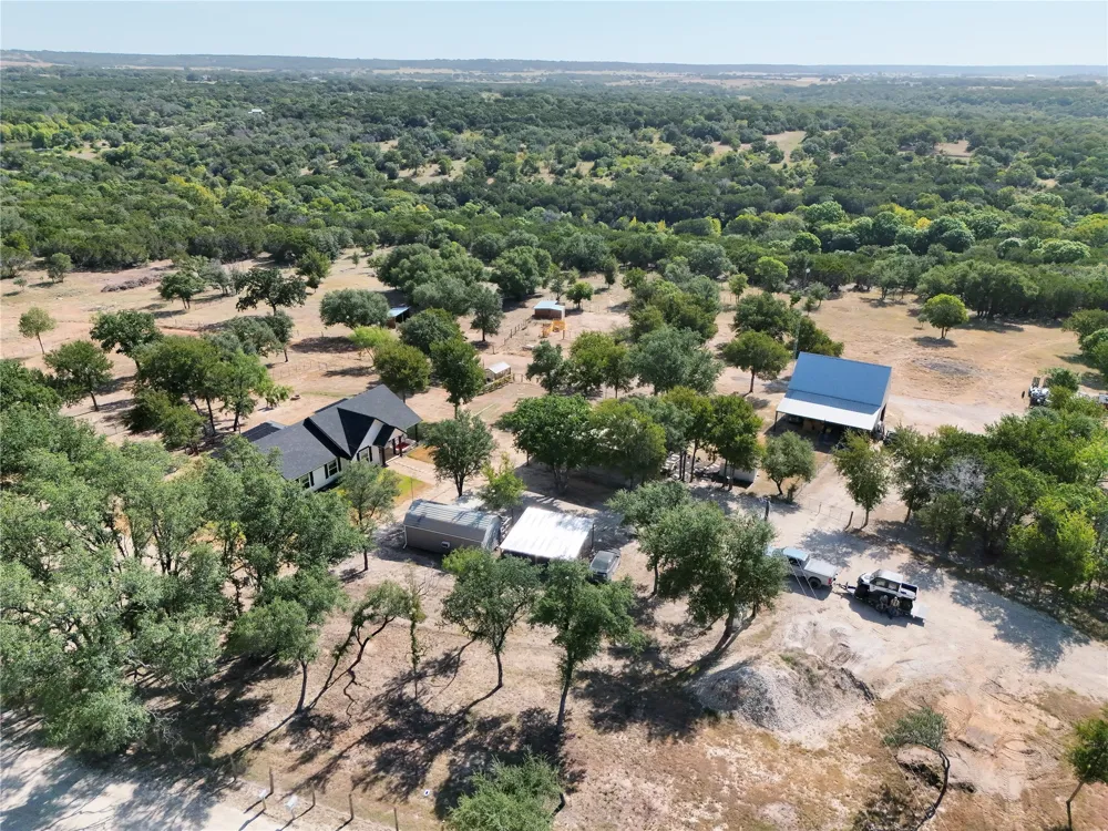 2155 County Road 197 Jonesboro, TX 76538