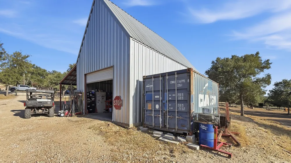 2155 County Road 197 Jonesboro, TX 76538