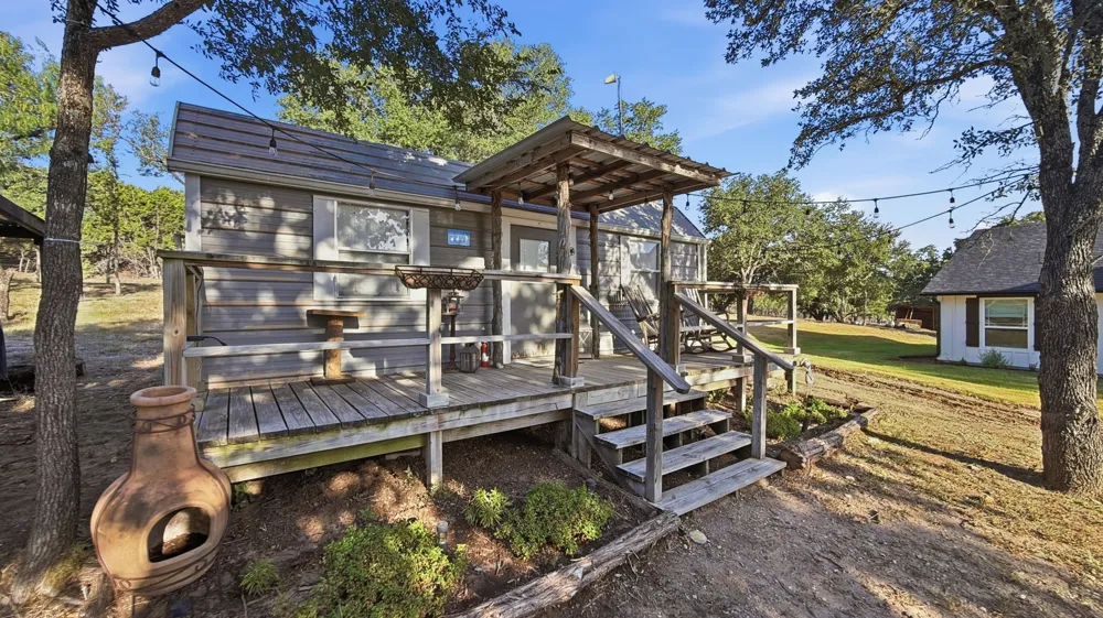 2155 County Road 197 Jonesboro, TX 76538