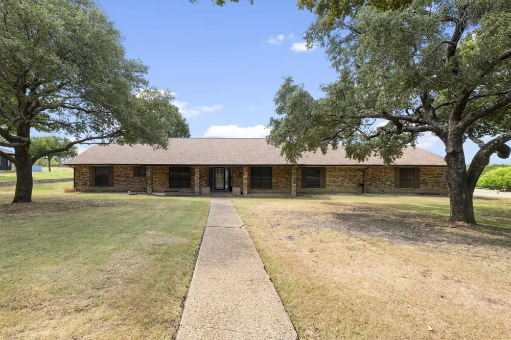 5 Crestview Circle Rockwall, TX 75087