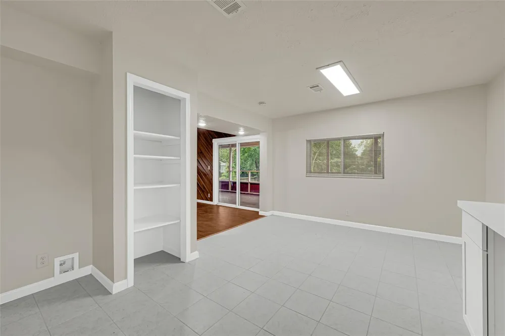 3302 Prairie Drive Dickinson, TX 77539