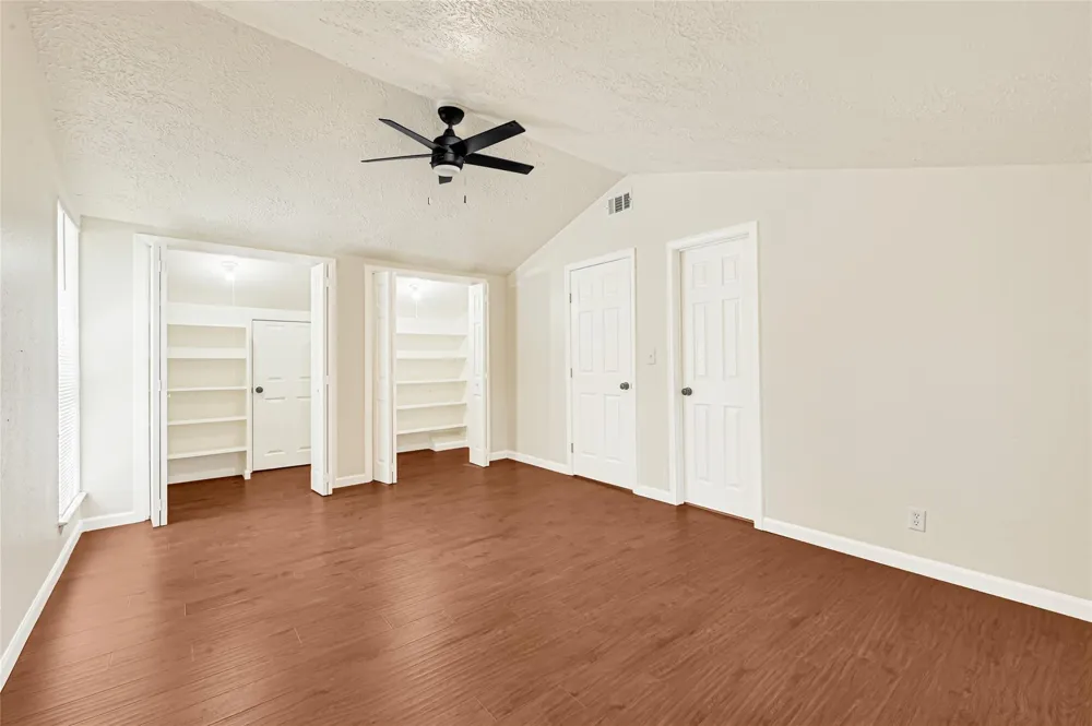 3302 Prairie Drive Dickinson, TX 77539