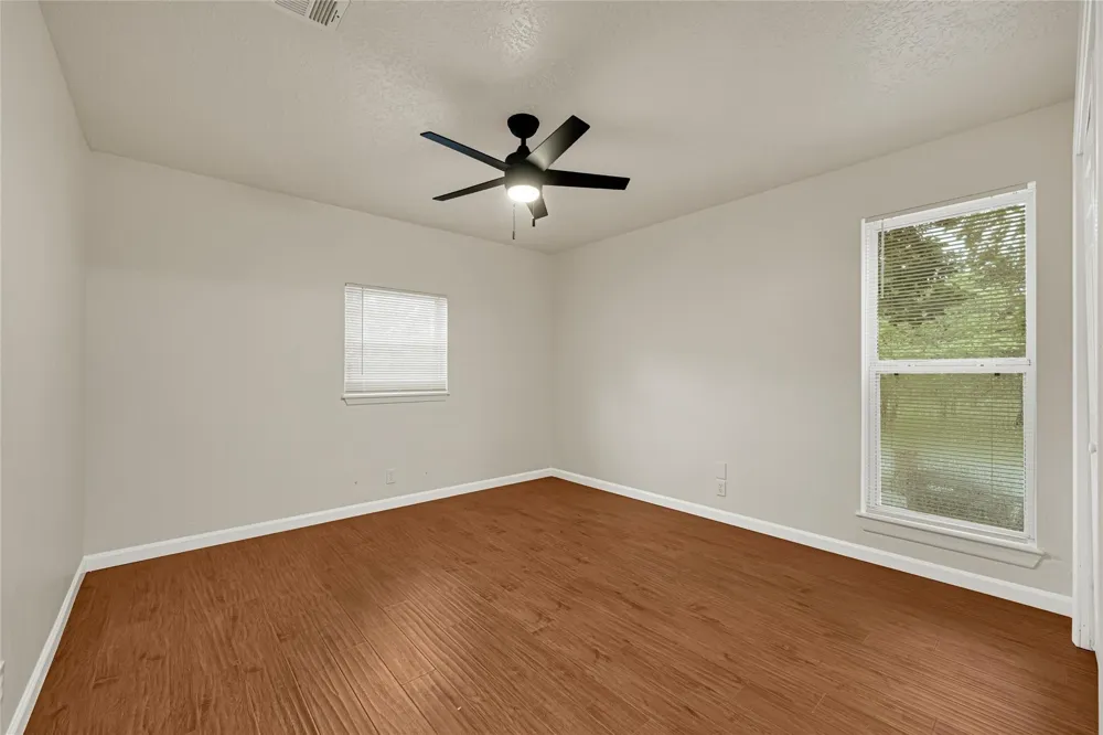 3302 Prairie Drive Dickinson, TX 77539