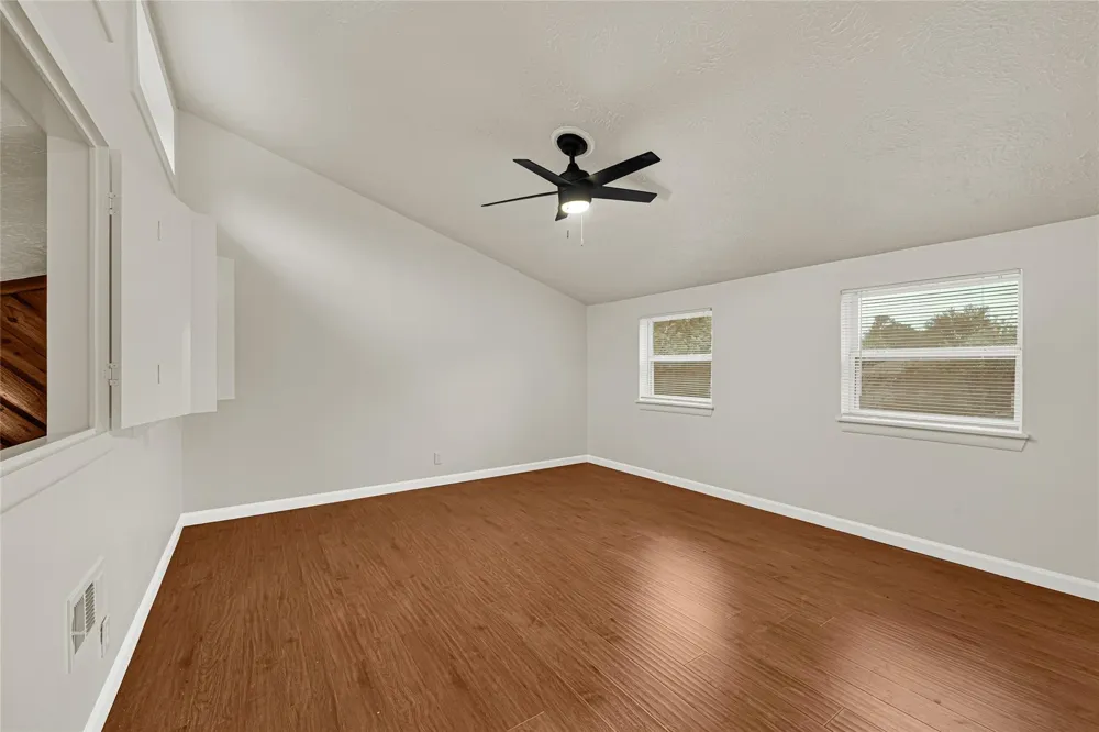 3302 Prairie Drive Dickinson, TX 77539