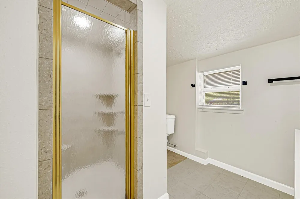 3302 Prairie Drive Dickinson, TX 77539