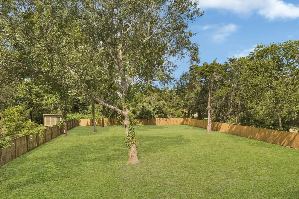 3302 Prairie Drive Dickinson, TX 77539