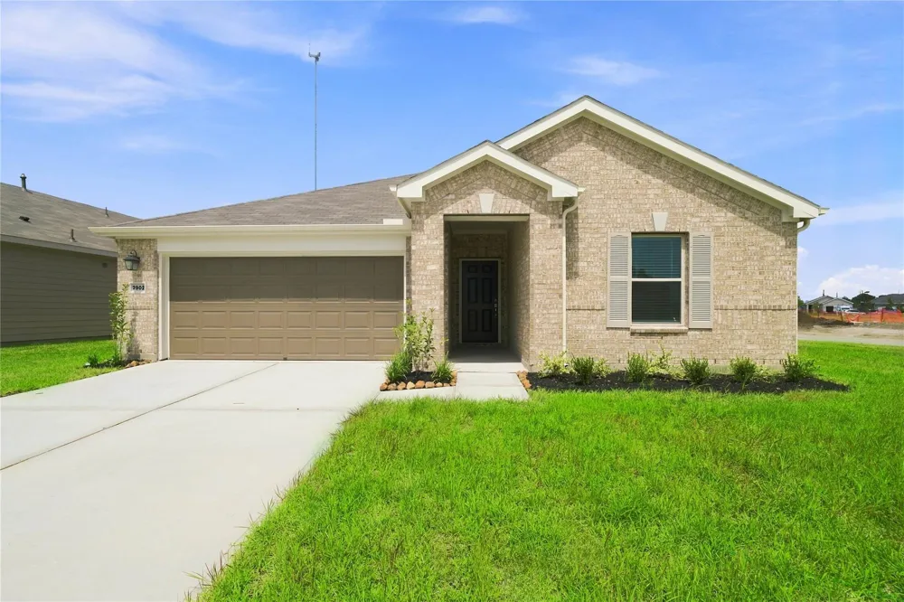 2902 Dardanos Lane Fresno, TX 77545