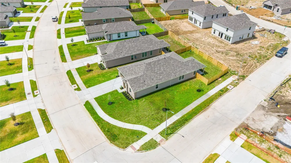 2902 Dardanos Lane Fresno, TX 77545