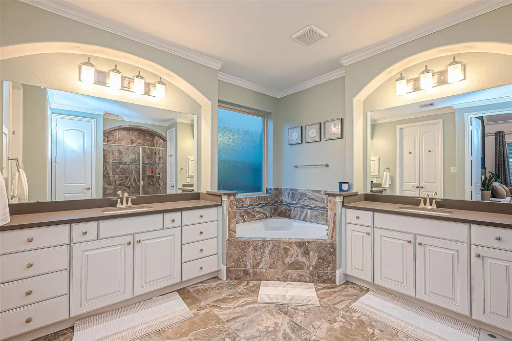 11218 Spoke Hollow Creek Lane Cypress, TX 77433