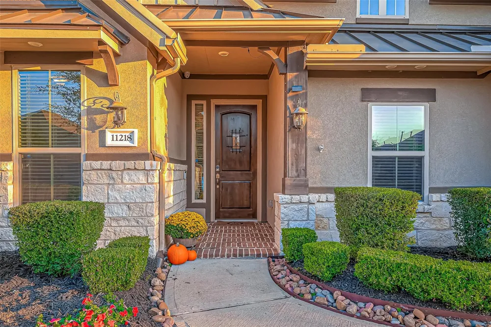 11218 Spoke Hollow Creek Lane Cypress, TX 77433