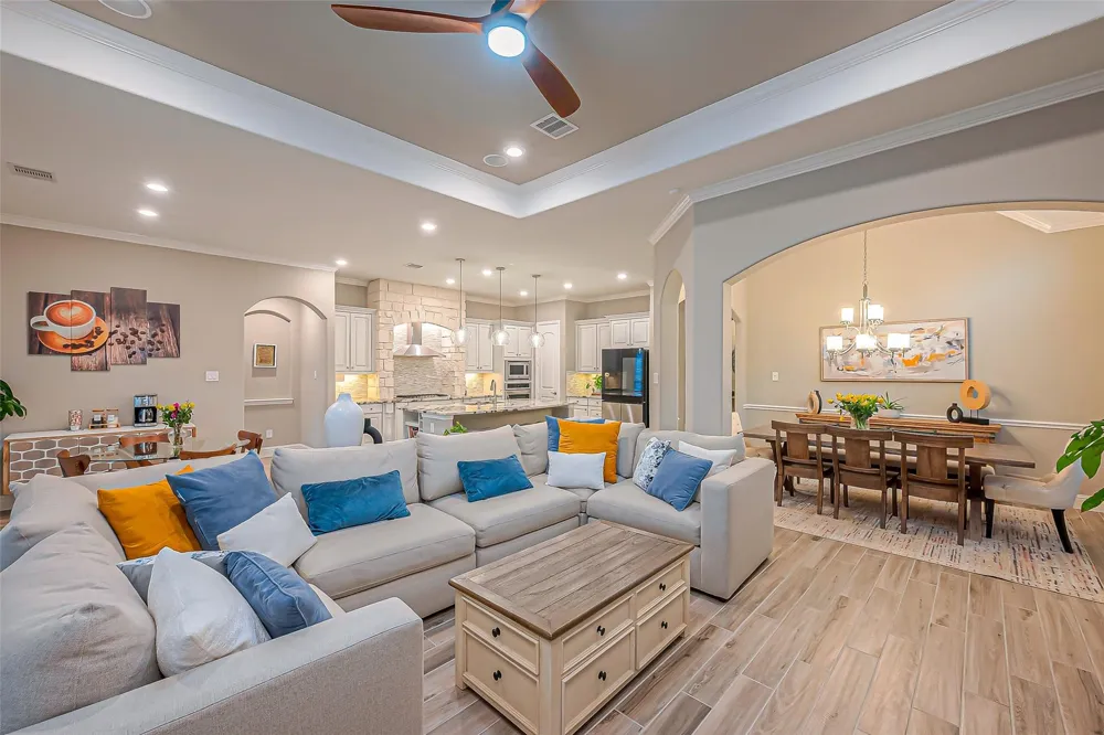 11218 Spoke Hollow Creek Lane Cypress, TX 77433
