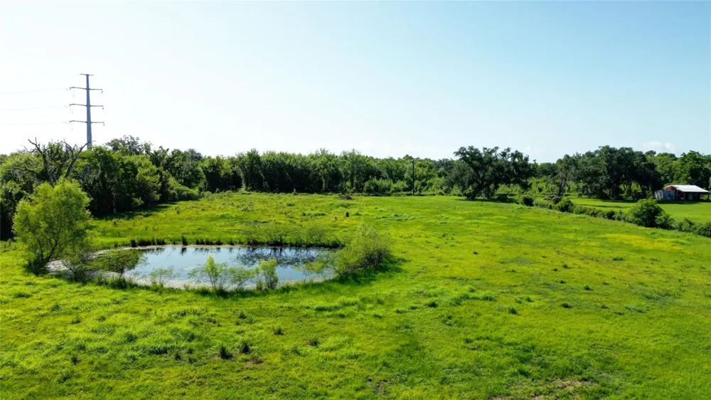 9325 Fm 1459 Road Sweeny, TX 77480