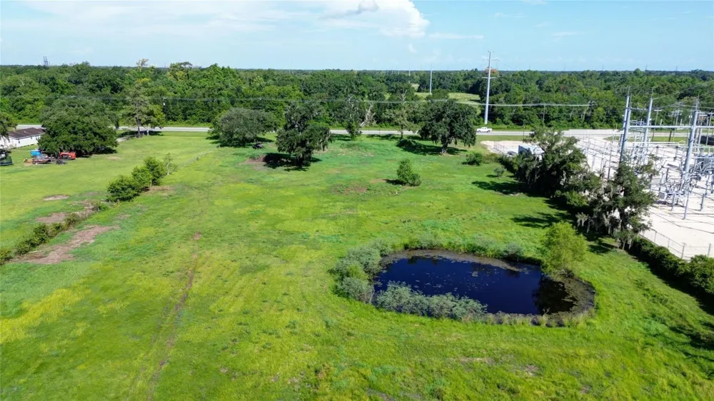 9325 Fm 1459 Road Sweeny, TX 77480