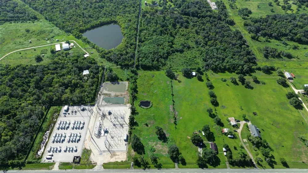 9325 Fm 1459 Road Sweeny, TX 77480