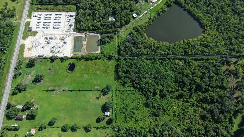 9325 Fm 1459 Road Sweeny, TX 77480