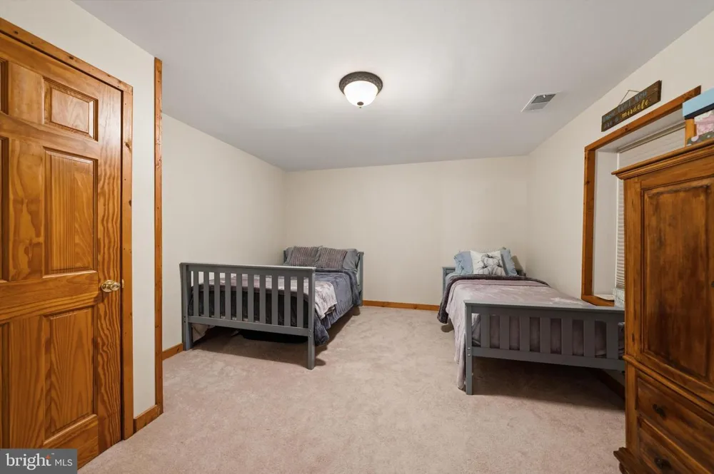 3967 HIDDEN VALLEY LANE Linden, VA 22642
