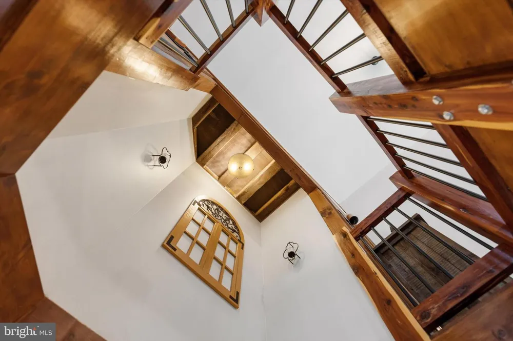 3967 HIDDEN VALLEY LANE Linden, VA 22642