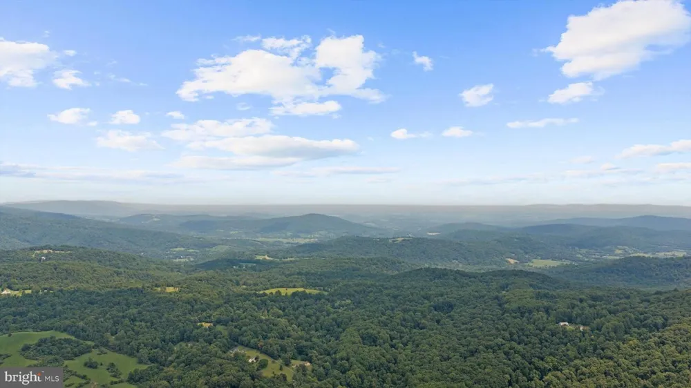 3967 HIDDEN VALLEY LANE Linden, VA 22642