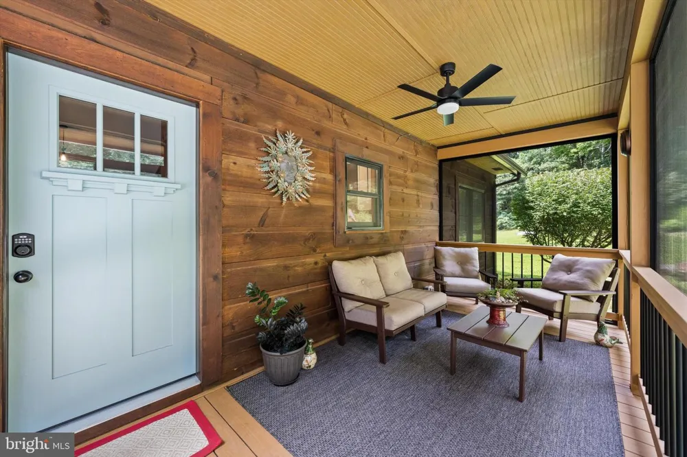 3967 HIDDEN VALLEY LANE Linden, VA 22642