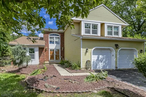 9 Chipwood Ln
