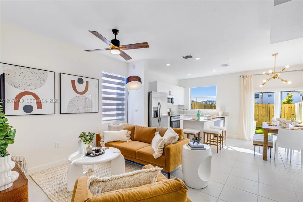 35722 SW 178 PL Miami, FL 33034