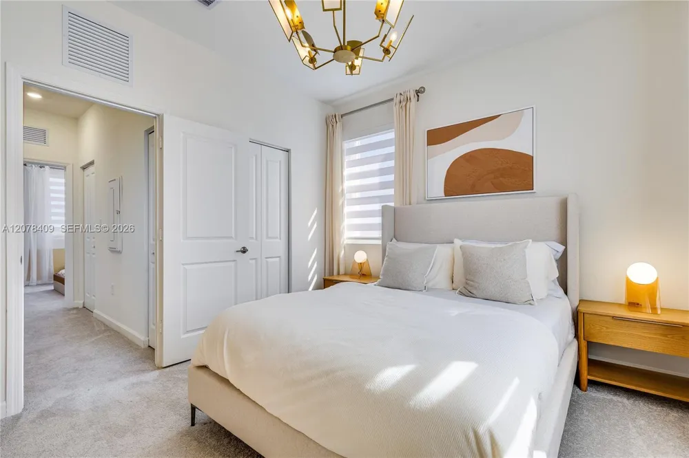 35722 SW 178 PL Miami, FL 33034