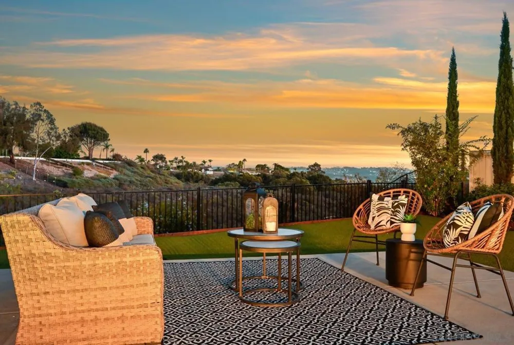 12893 Palisades Court Poway, CA 92064