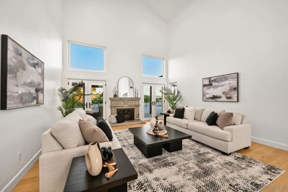 12893 Palisades Court Poway, CA 92064