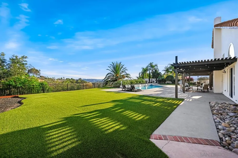 12893 Palisades Court Poway, CA 92064