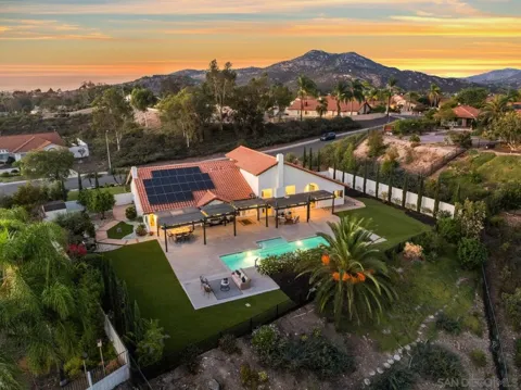 12893 Palisades Court