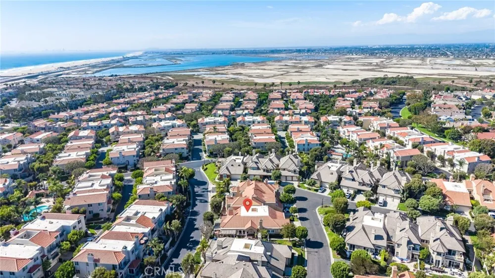 6062 Eaglecrest Drive Huntington Beach, CA 92648