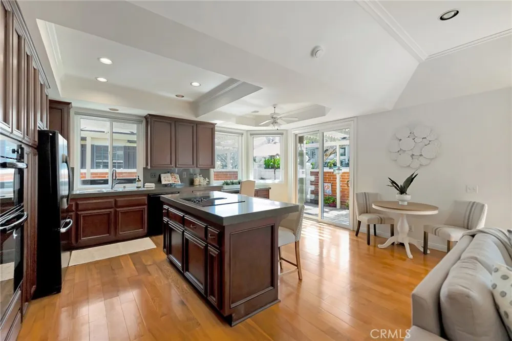 6062 Eaglecrest Drive Huntington Beach, CA 92648