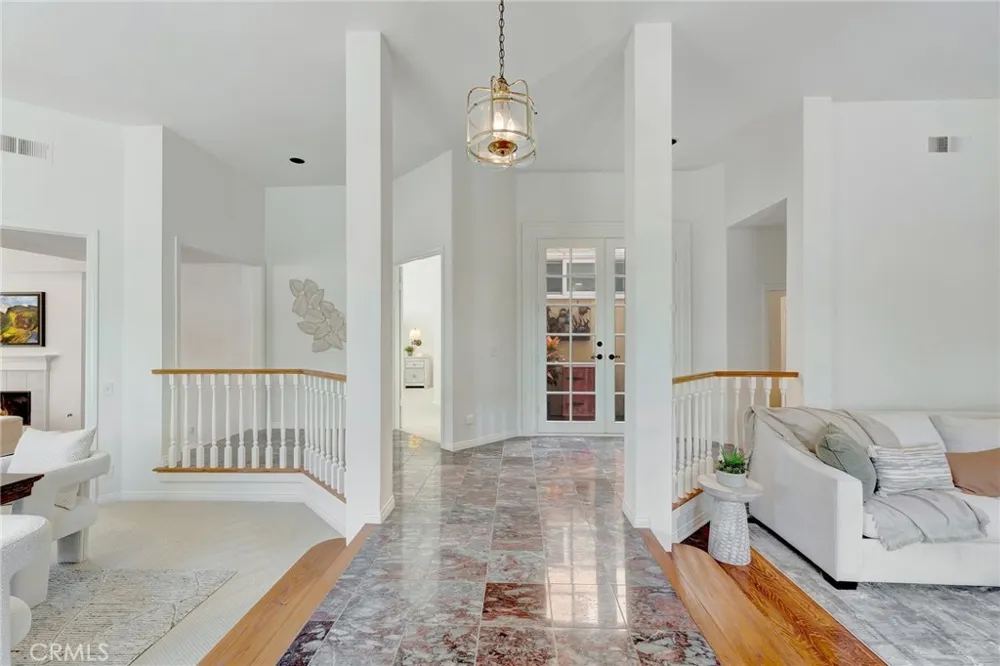 6062 Eaglecrest Drive Huntington Beach, CA 92648