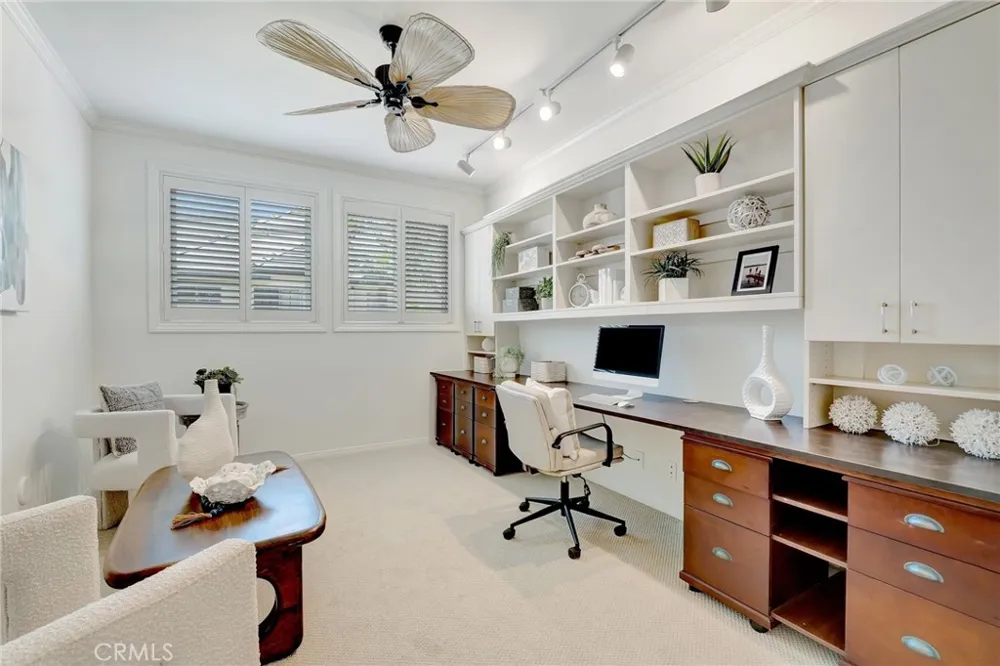 6062 Eaglecrest Drive Huntington Beach, CA 92648