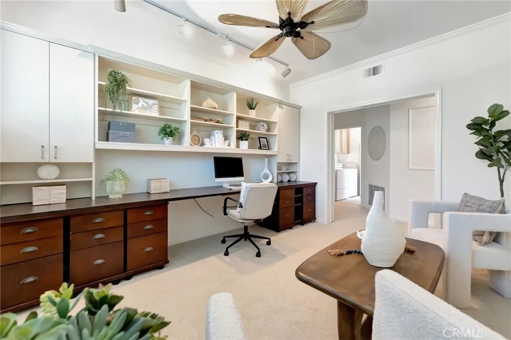 6062 Eaglecrest Drive Huntington Beach, CA 92648