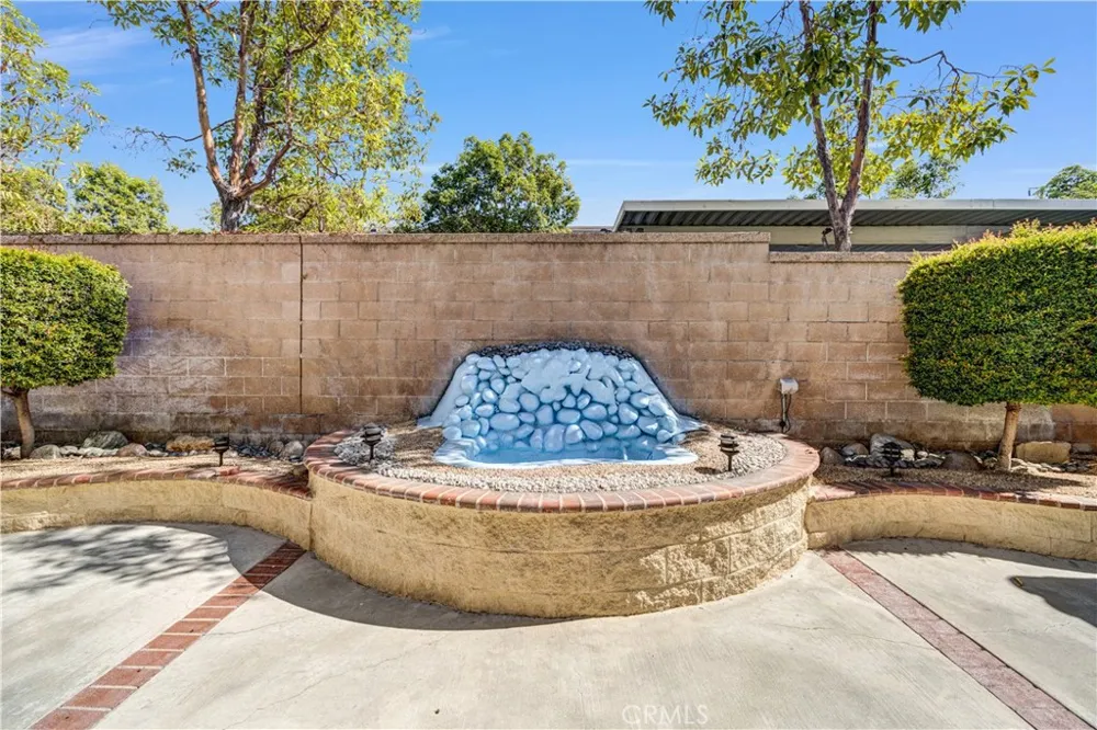 16409 Visions La Mirada, CA 90638
